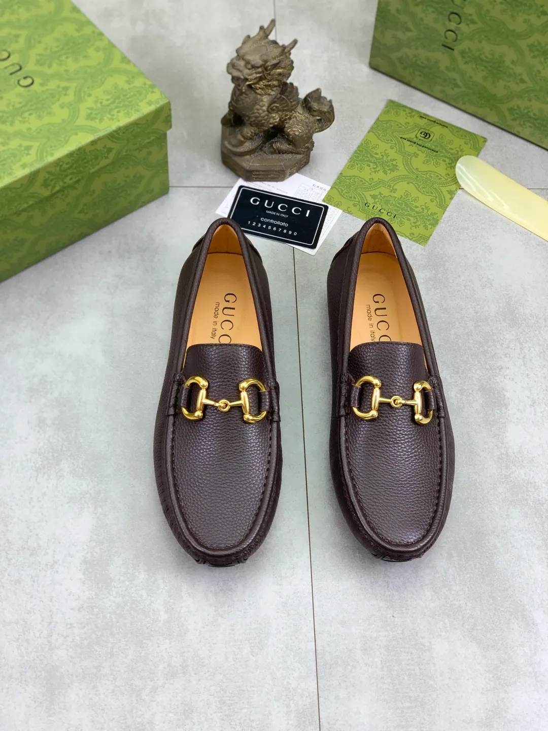Men's men's shoes💰P360💰[New style]🆘[GUCCI] New classic beanie shoes; Hong Kong original top quality, exquisite craftsmanship, top quality💪🏼High-end boutique men's beanie shoes, British fashion style 🎈The upper is made of Italian imported calfskin🔥, comfortable and breathable, fully imported soft pigskin lining, lazy slip-on Loaf style This fabric is made of 🇮🇹🎈, which is suitable for drivers to drive, and the original non-slip and wear-resistant rubber outsole 🎈Number of codes: 38-45 Multi-color 🉑️ to choose from